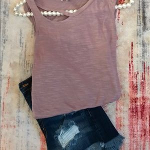 Kancan shorts and mauve tank top